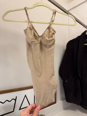 SKIMS Neutral Beige Stretch Bodysuit
